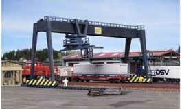 Kran Container Terminal Spur N NEU