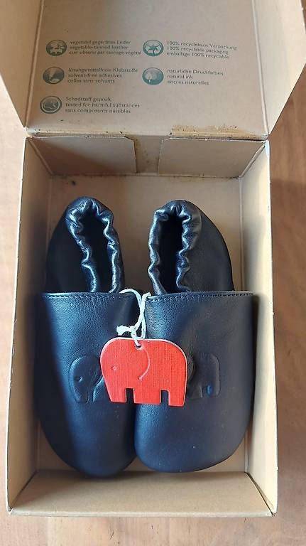 Chaussures garçon: Lederfinkli Gr. 12-18 Mt Elefant Neu – D'occasion à Rotkreuz par MASI17