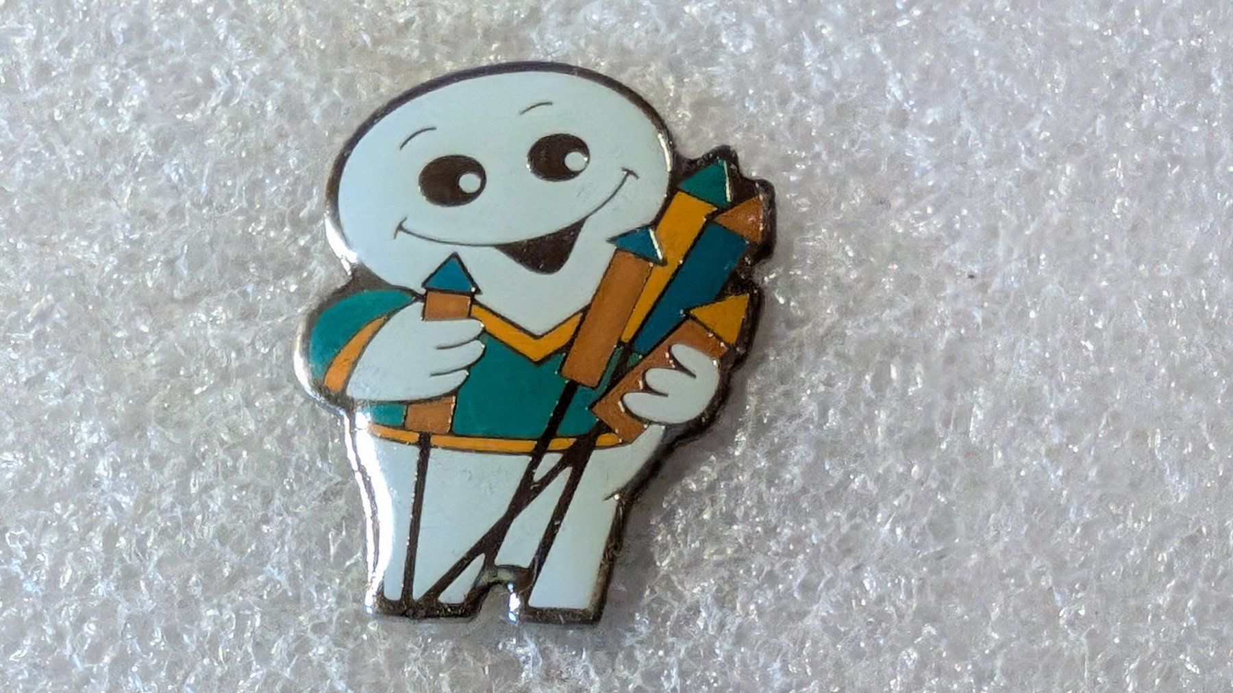 Placchette & Badge: Ansteckpin 223: Maga Bio – Usato da Oppligen venduto da Pin-Fall-Shop