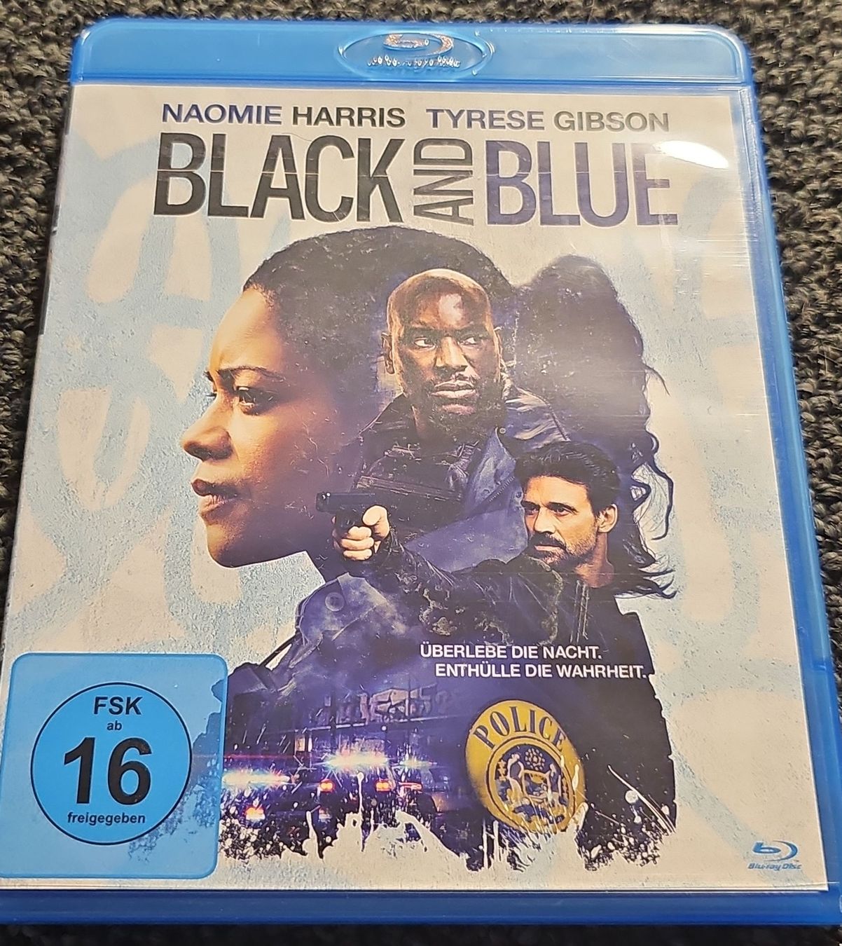 Tutti i DVDs: Blu-ray Black and Blue  – Usato da Ruswil venduto da jan_bxl5