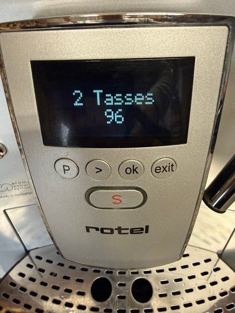 Rotel Macchine per caffè & Macchine per espresso: Machine a café automatique Rotel Aromatica – Usato da Evilard venduto da sobadosa 2