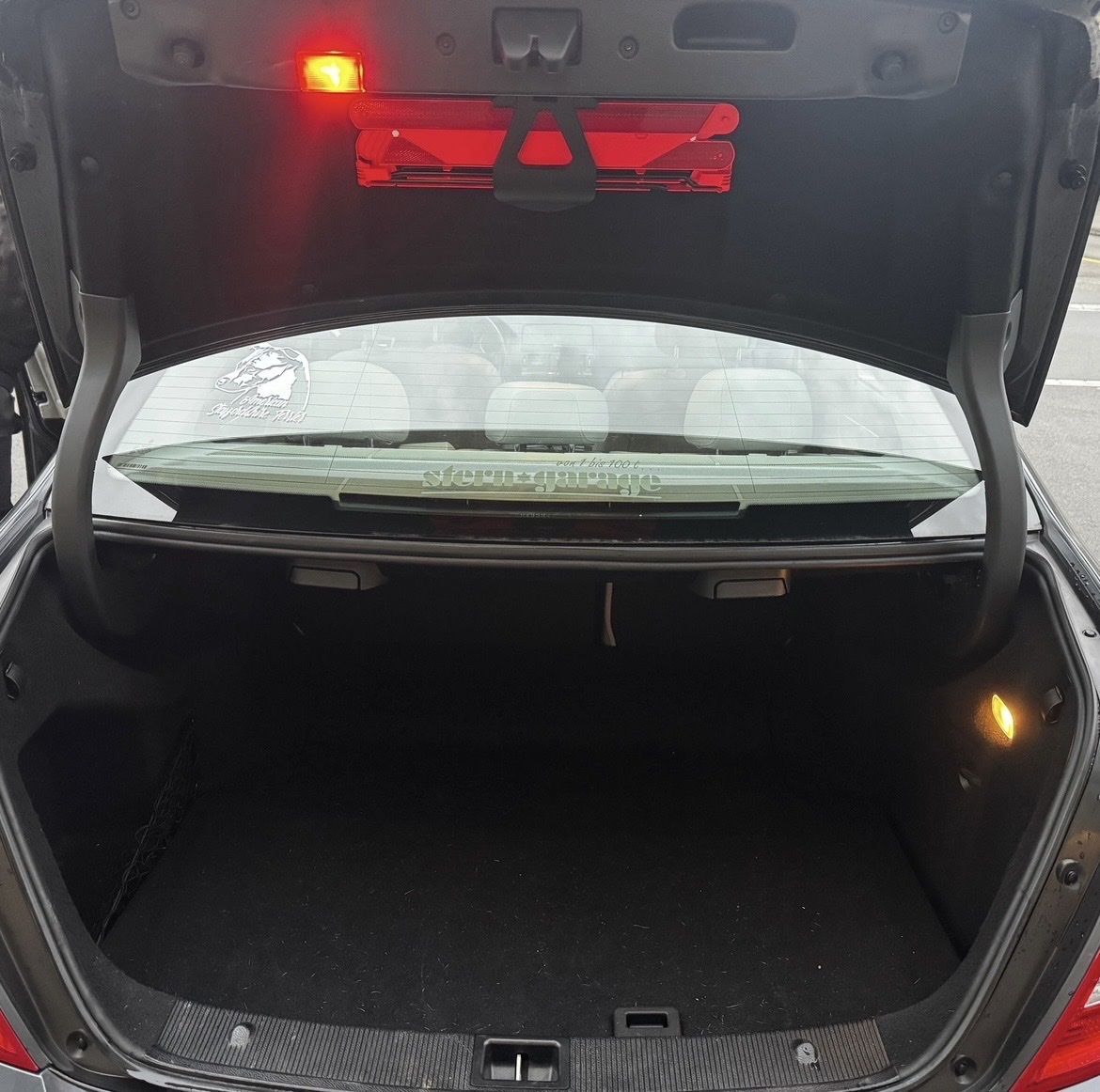 Mercedes-Benz Automobili: Mercedes C 350 – Usato da Luzern venduto da egl_k6zr 4