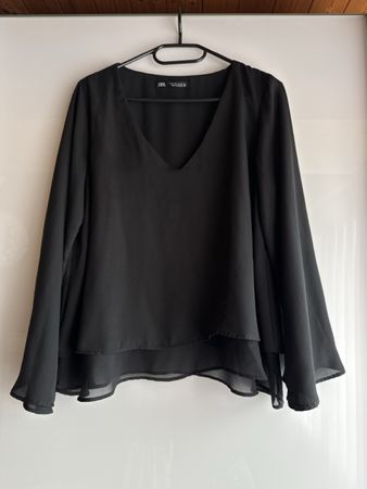Schwarze Zara Bluse mit Glockenärmel Grösse S