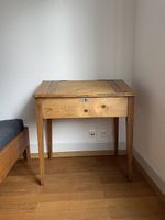 Sekretär / Holztisch