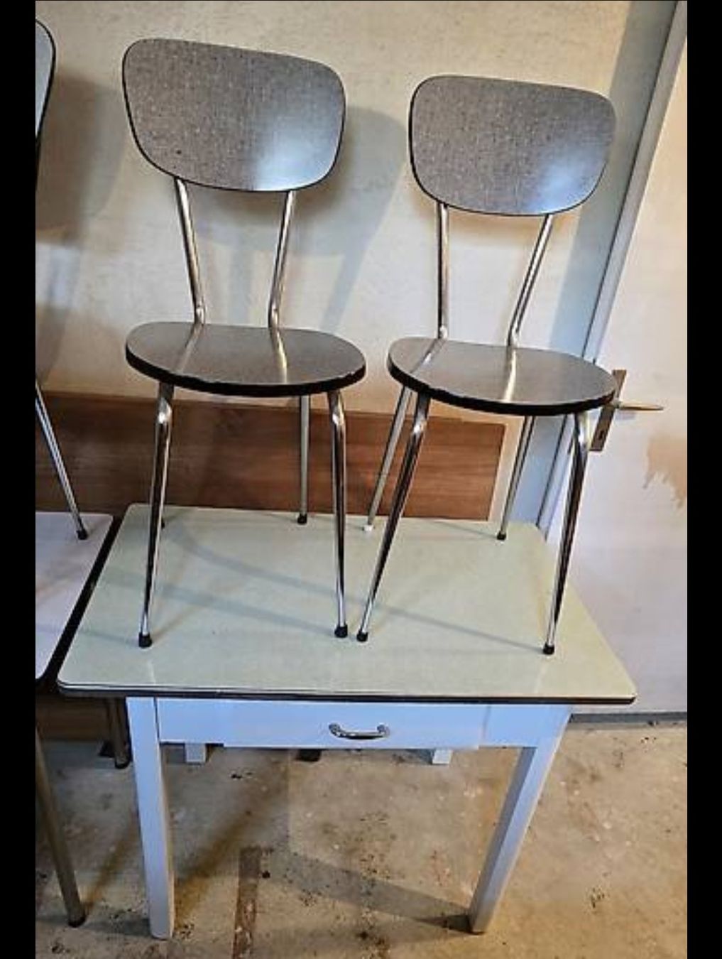 Tische: vintage Küchentisch – Gebraucht aus Zürich von Reni8048 4