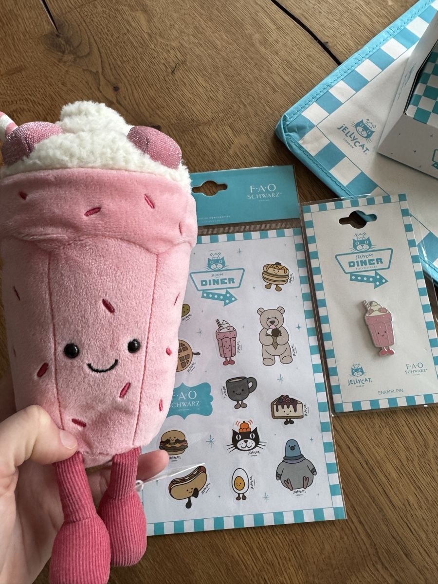 Jellycat Giocattoli: Jellycat Milkshake - New York - NEU – Nuovo e nell'imballaggio originale da Mannenbach-Salenst venduto da nic_5l27 8