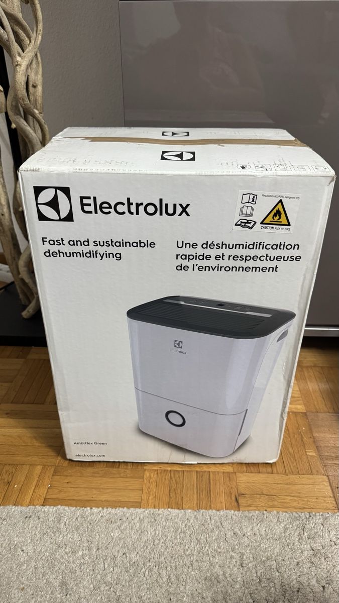 Electrolux Deumidificatori: Electrolux Luftentfeuchter NEW! – Nuovo e nell'imballaggio originale da Zürich venduto da Privat4444 1