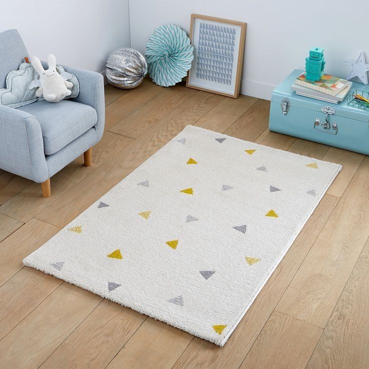 Tappeti: Tapis enfant triangles – Usato da Courrendlin venduto da mambo91