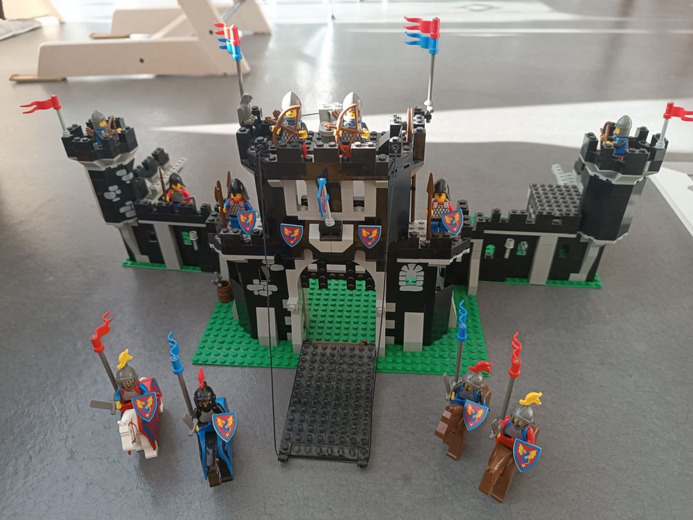 LEGO Ritter: Set 6085: Black Knights Black Monarch's Castle (Gebraucht ...