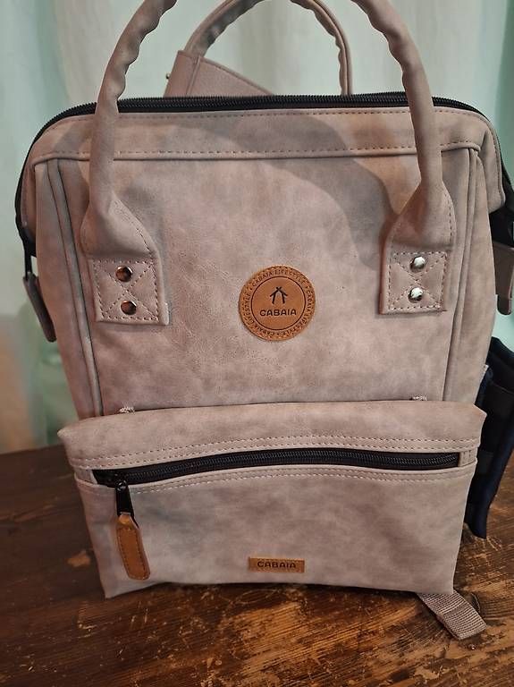 Zaini: Cabaia Rucksack grau 12L – Usato da Arlesheim venduto da gligli01