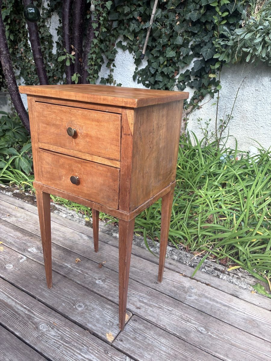 Nachttische: Table de nuit – Gebraucht aus Delémont von Jinjule 1