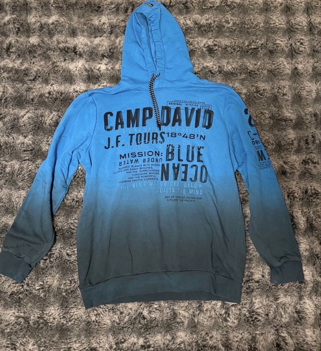 Camp David Pullover & Sweatshirts: Camp David Hoodie – Gebraucht aus Erlinsbach SO von _stjepi_