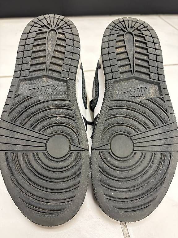 Jordan Scarpe per ragazzi: Jordan Air Schuhe 33.5 – Usato da Uster venduto da riskaj 2