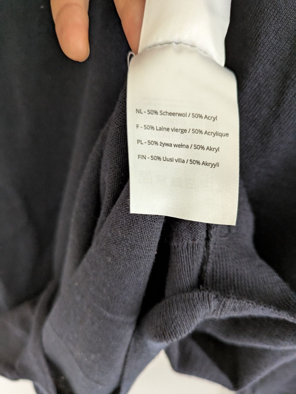 Pullover & Sweatshirts: Wollpullover Größe M – Gebraucht aus Rorschach von joh_v2y2 5