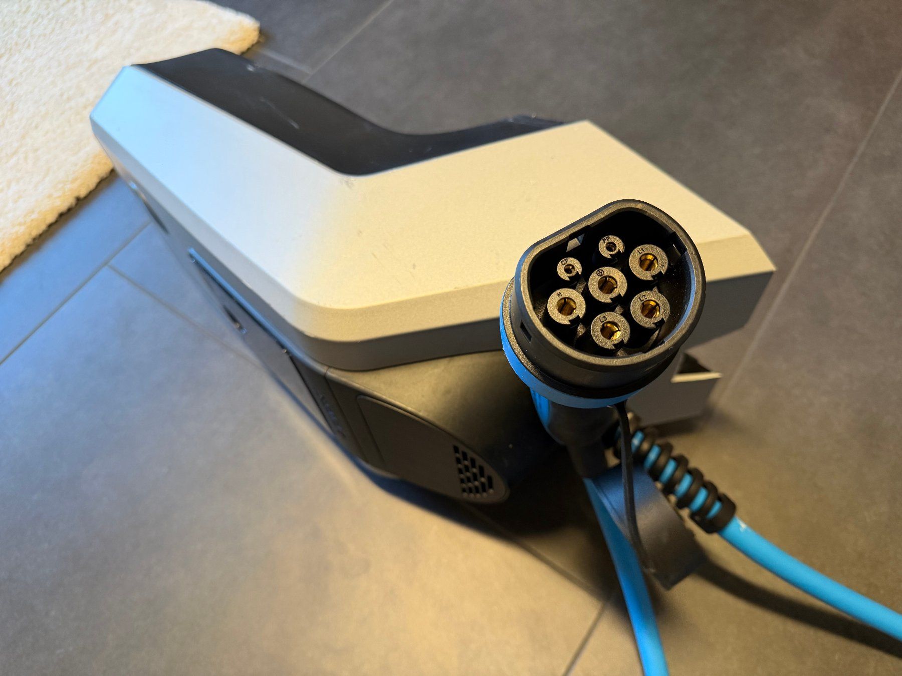 Mennekes Chargeurs de batterie: Ladestation AMTRON Xtra R 11/22 C2 – D'occasion à Winterthur par Swisssell 4