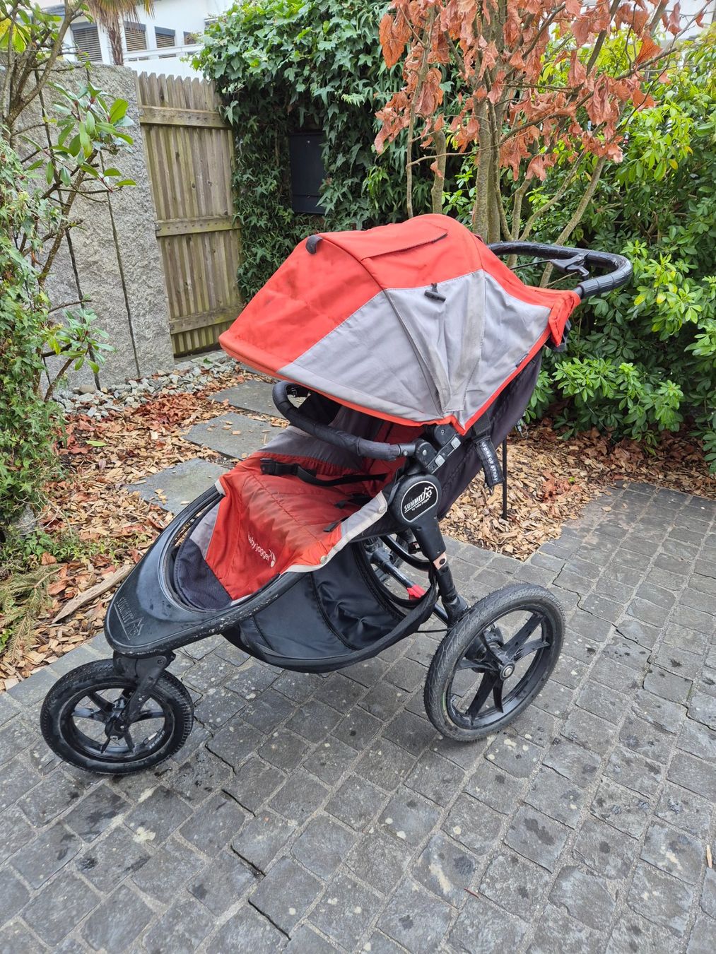 Baby Jogger Kinderwagen: Babyjogger Summit X3 inkl. Babywanne – Gebraucht aus Bremgarten AG von Spirelli 2