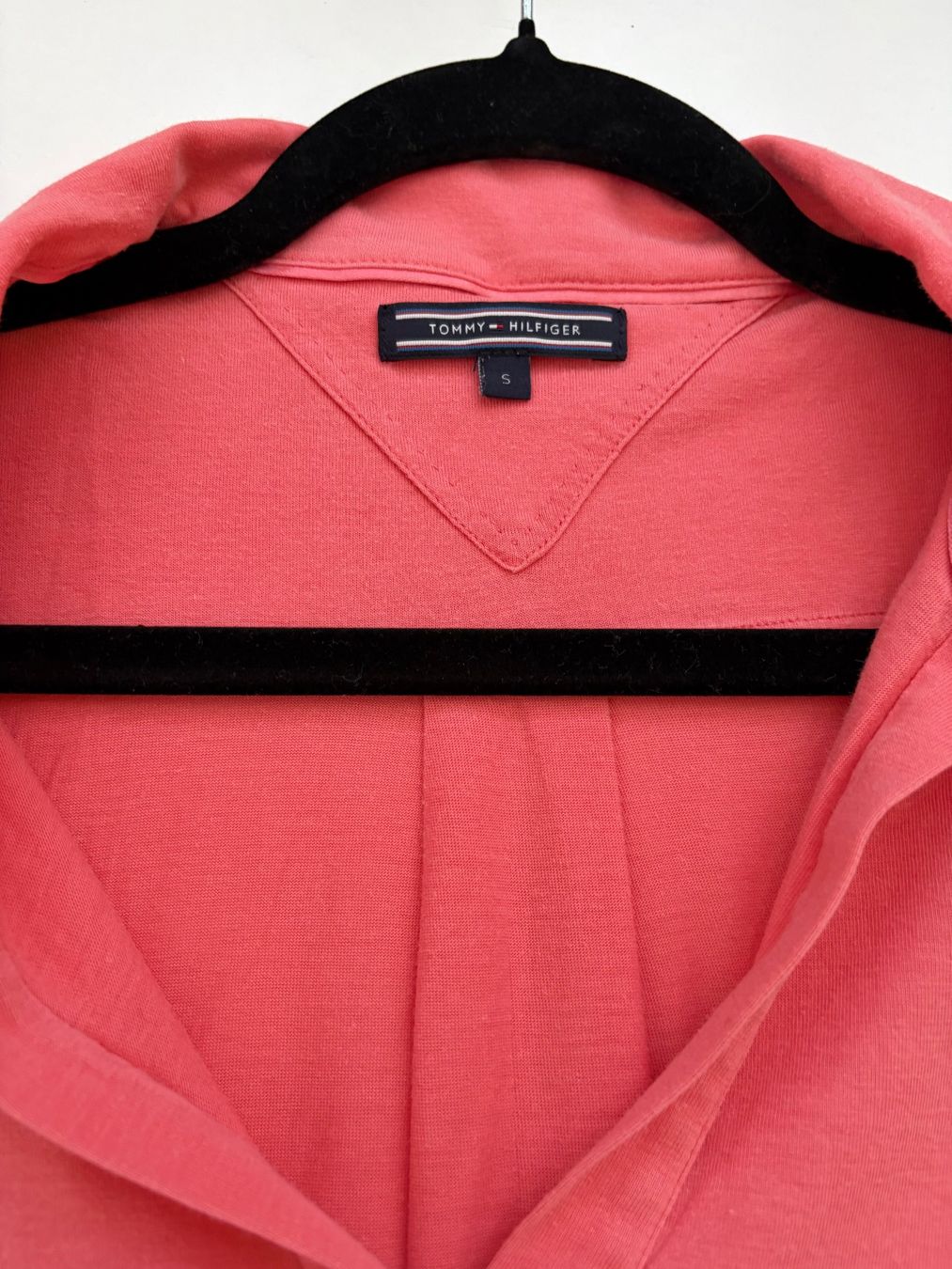 Tommy Hilfiger T-shirts: Tommy Hilfiger T-Shirt Gr.S – D'occasion à Unterägeri par Jutka_04 1