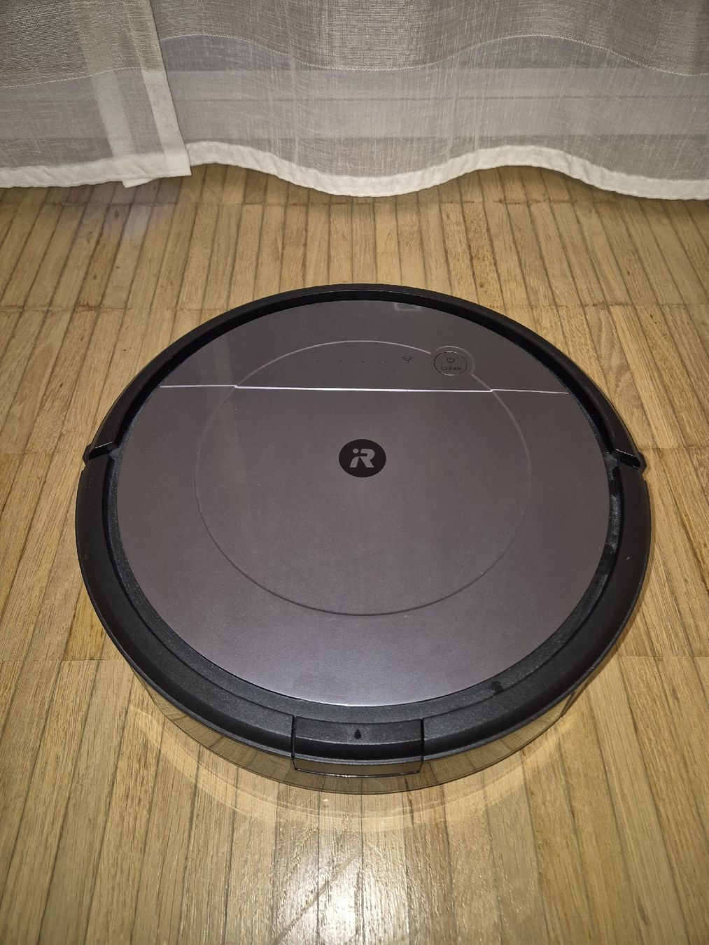 Irobot Staubsauger & Zubehör: IROBOT Roomba Combo Staubsauger – Gebraucht aus Belp von gabrieladekanic_