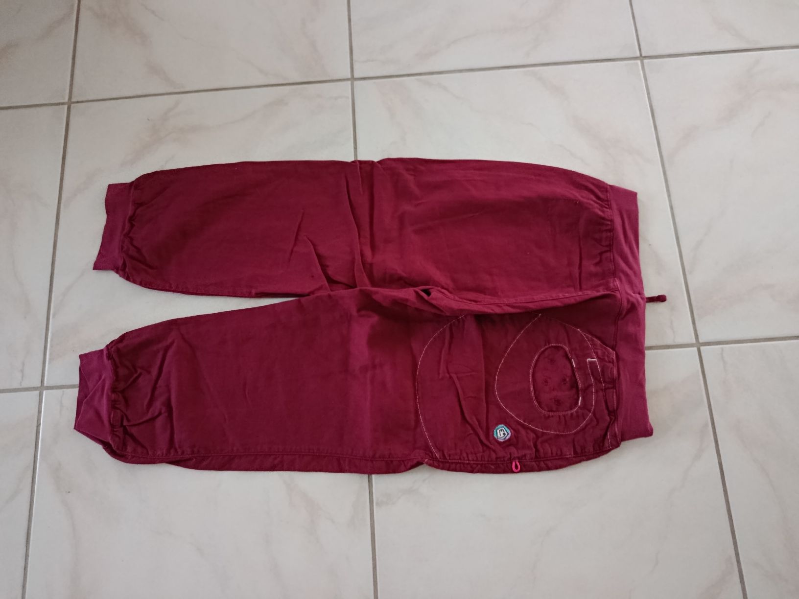 E9 Hosen: Kletterhose von E9 zu verkaufen – Gebraucht aus Niederwil SG von rae_mona93 1