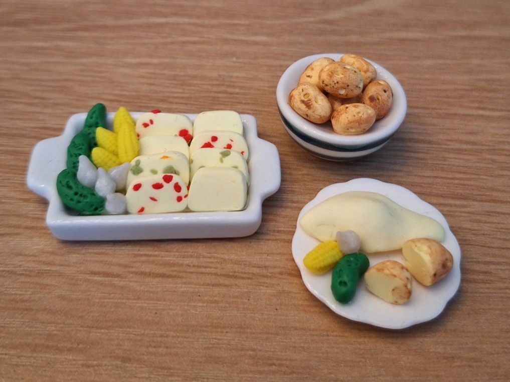 Case e mobili per bambole: Puppenhaus Raclette Set – Nuovo (secondo la descrizione) da Zürich venduto da HandmadeTinyFood