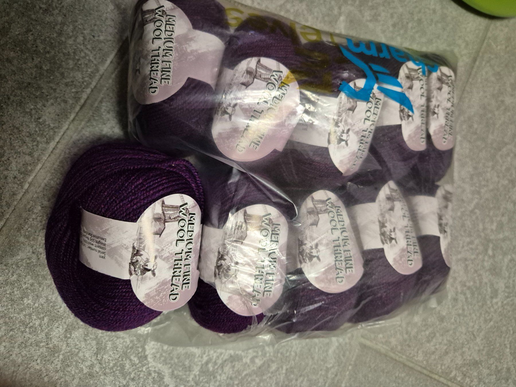 Lana: Merino Wolle 10 Knäuel – Nuovo (secondo la descrizione) da Läufelfingen venduto da Netti04 1
