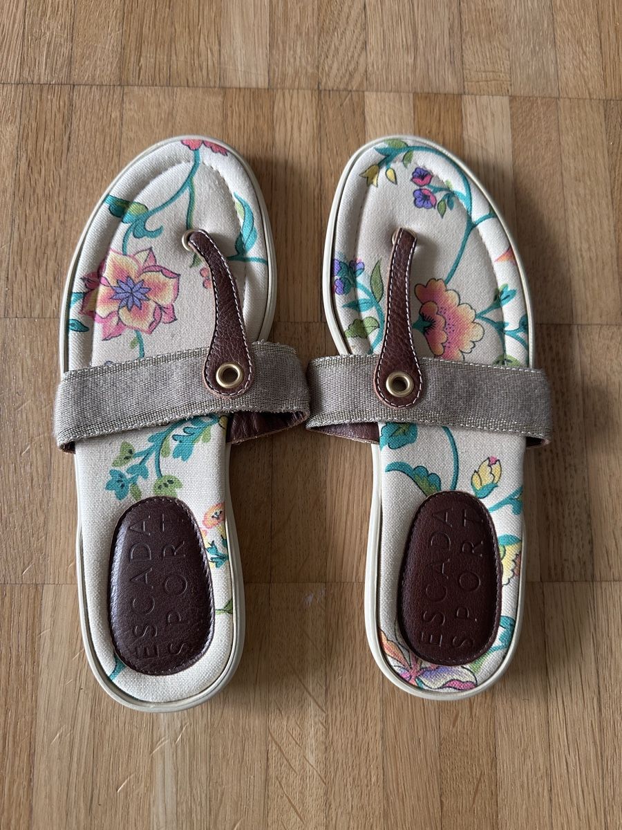 Escada Scarpe da donna: Escada Sport Flipflops – Nuovo e nell'imballaggio originale da Maienfeld venduto da sobiratil
