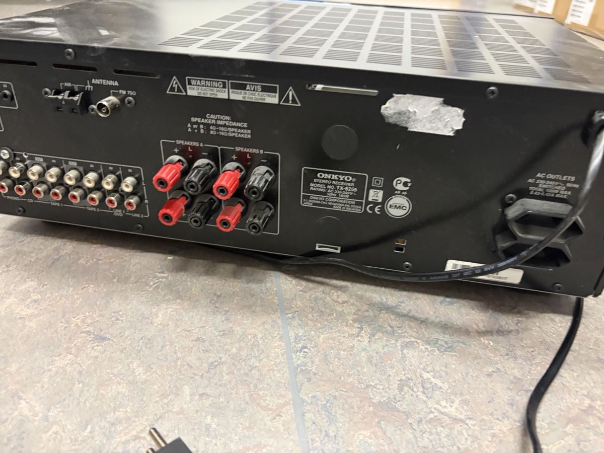 Onkyo Amplificatori: Onkyo Verstärker – Usato da Uznach venduto da pegasus101 3