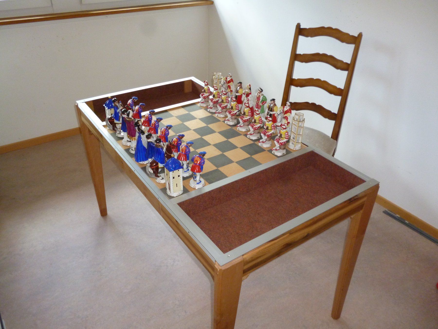 Giochi: Schachspiel  mit historischen Figuren Keramik u... – Nuovo (secondo la descrizione) da Neuhausen venduto da Charlotte51 4