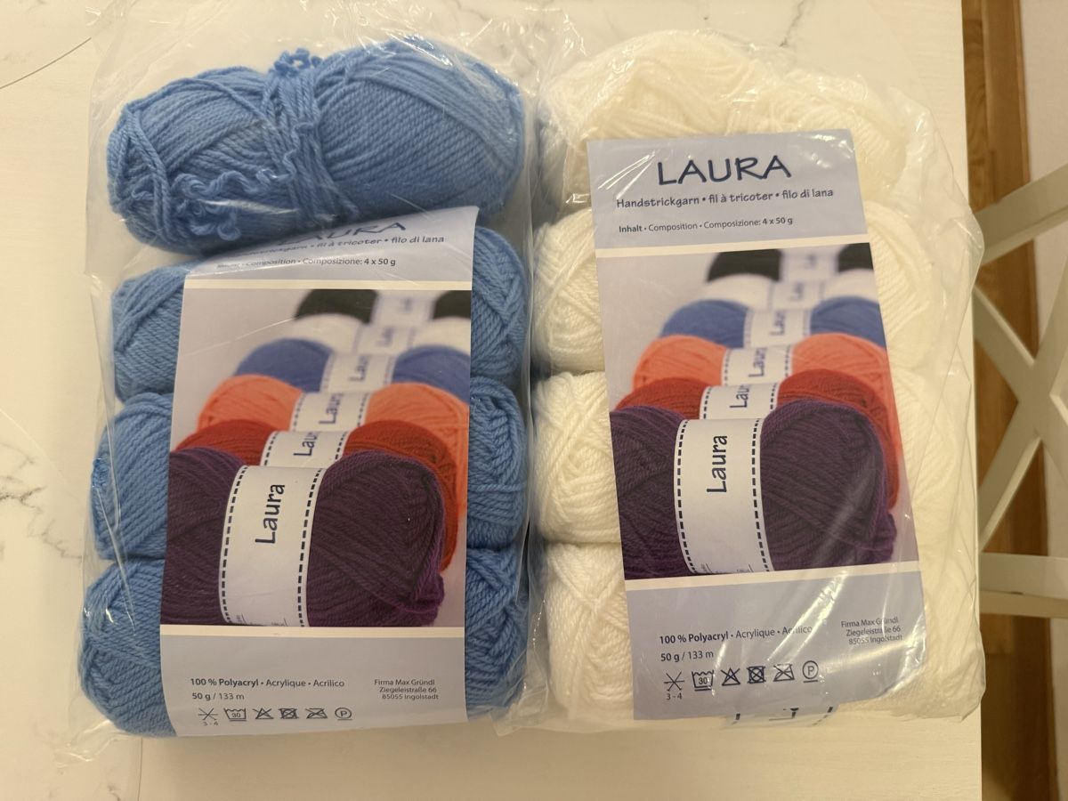 Cordelettes & Fils: Strickgarn  – D'occasion à Luterbach par uhrmacherin89
