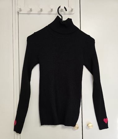 Rollkragen Pullover mit Herz Ärmel Gr. XS/S