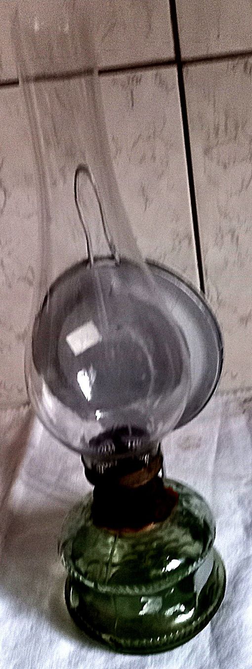 Lampade: Petrollampe Glas antik – Usato da Baar venduto da 2cvbaar 1