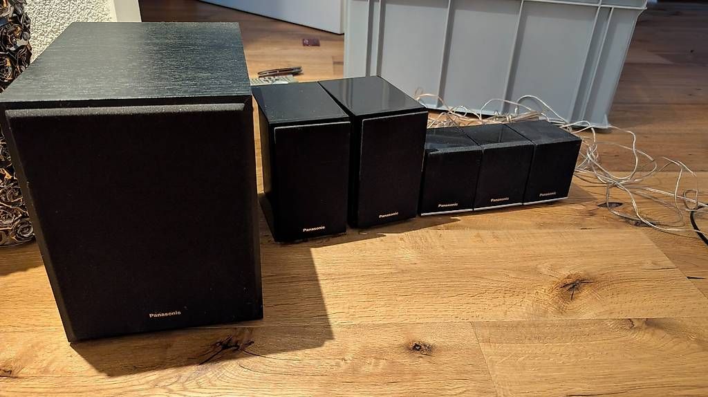 Sistemi audio & multimediali: CD Player Panasonic mit Surround Lautsprecher – Usato da Niederbipp venduto da ILLaRocca 2