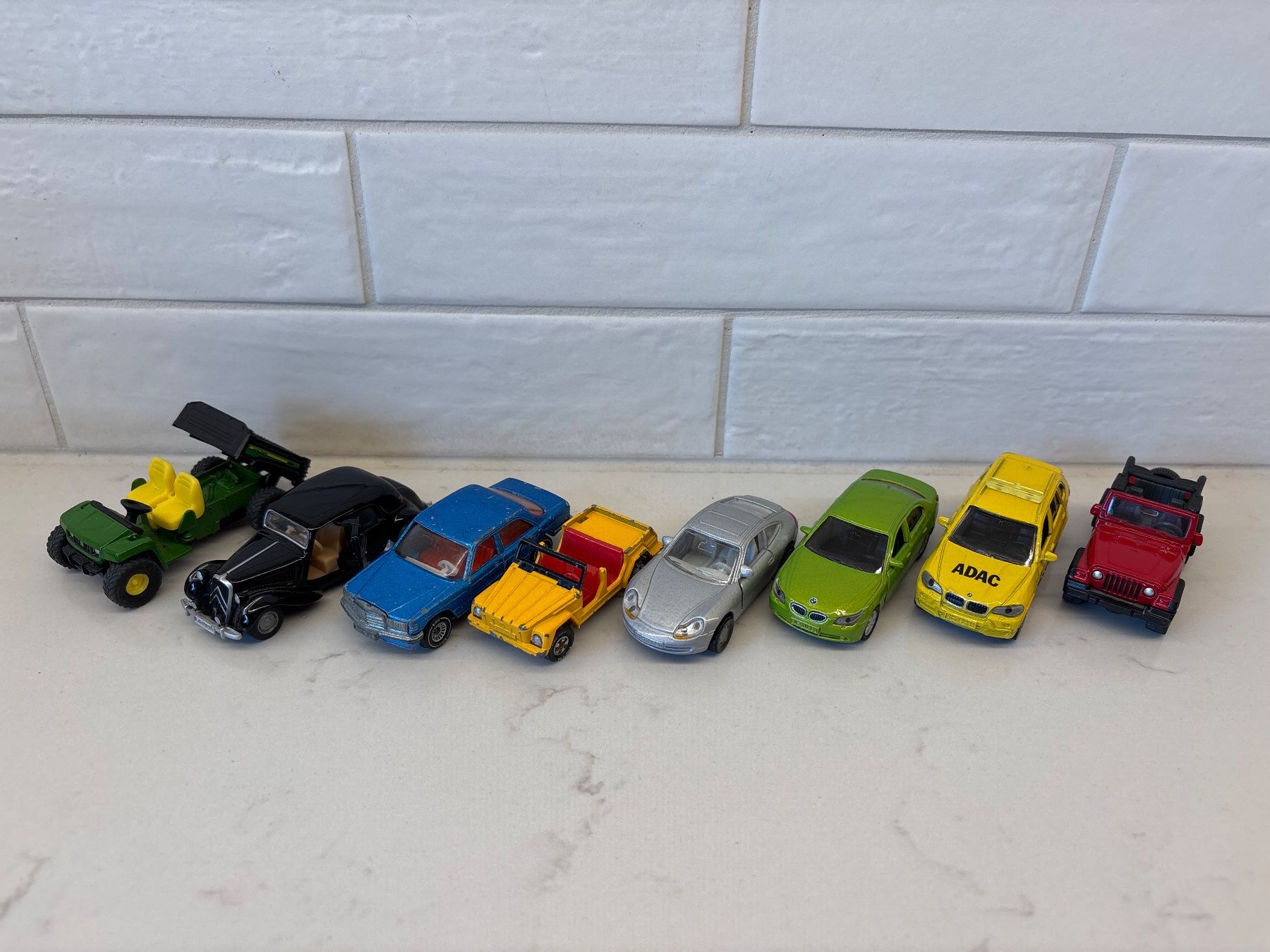 Siku Voitures modèles: Siku Lot 8 voitures 1/55 – D'occasion à Gollion par Hampton