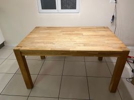 Holztisch