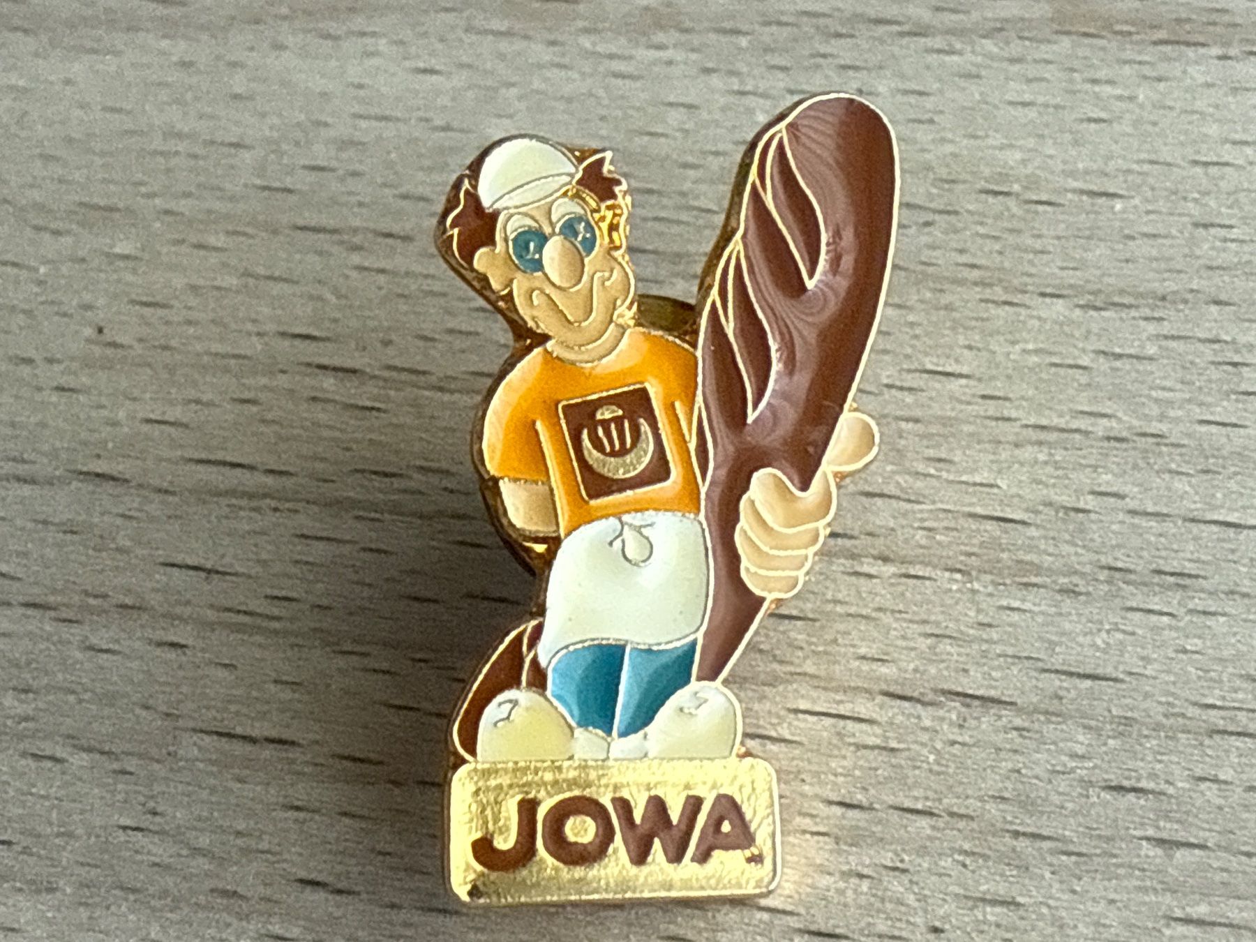 Placchette & Badge: Pin JOWA Bäckerei – Usato da Glattbrugg venduto da Schweigmatt