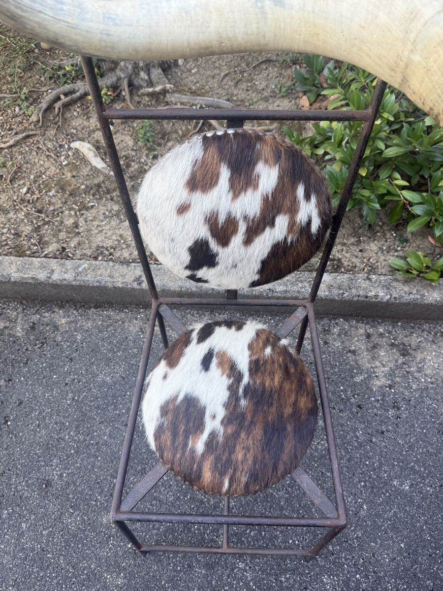 Stühle: Metallstühle mit Fell – Gebraucht aus Bolligen von lee_orange 2