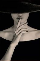 Poster Shh" im Aluminium-Rahmen 60×90 cm