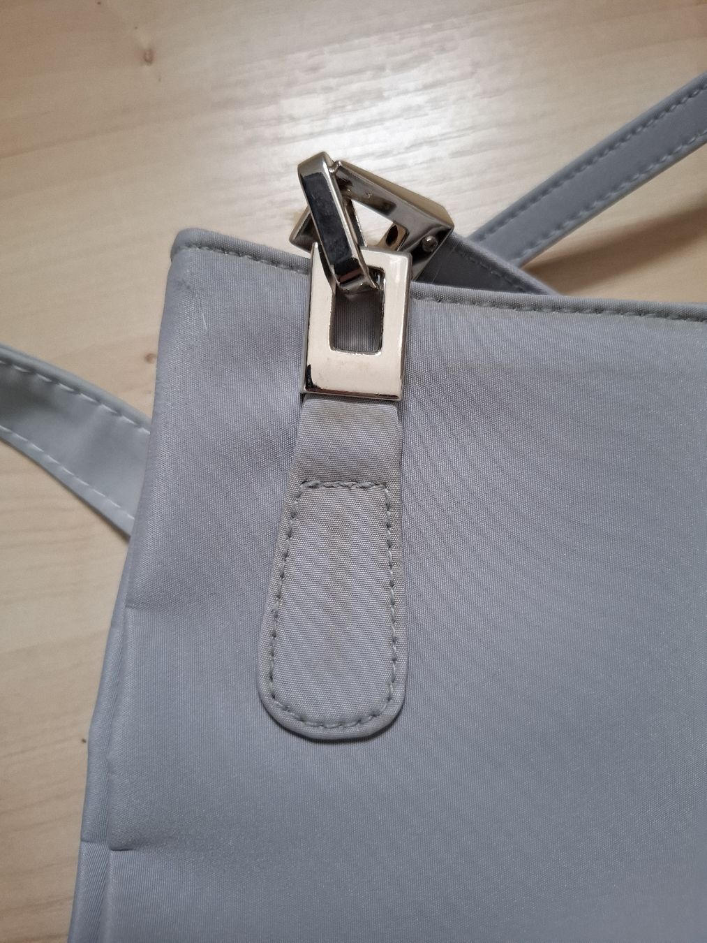 Borse da donna: 2 graue Handtaschen,  Versand auch möglich – Usato da Neuenhof venduto da summer_25 3