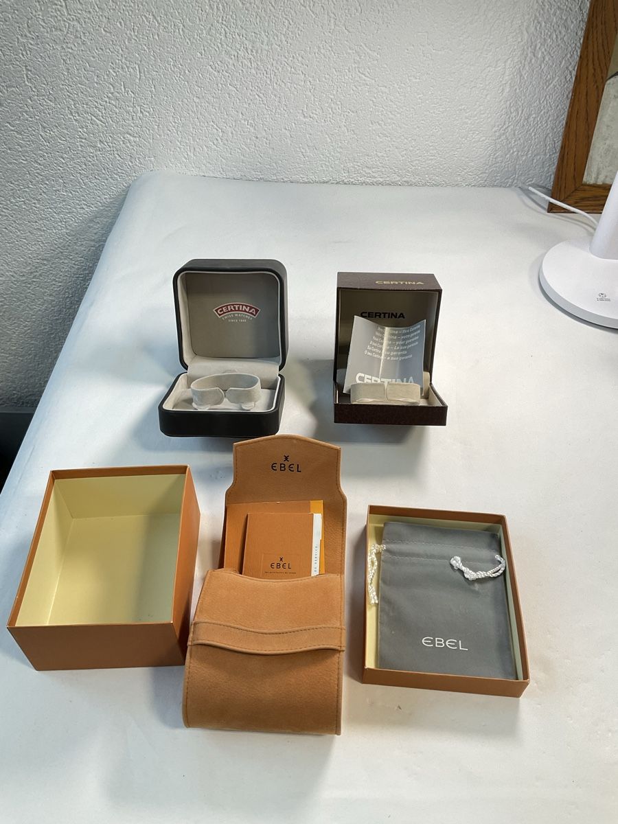 Certina Uhrenboxen: Lot d’écrin de montre  – Gebraucht aus Malleray von Robot12 2