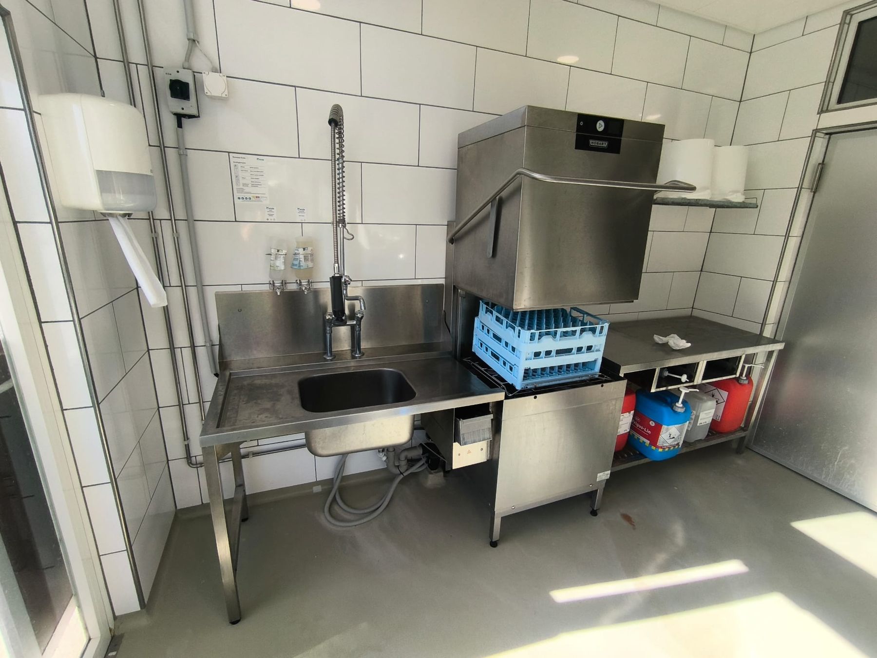 Hobart Geschirrspüler: Waschmaschine Hobart – Gebraucht aus Wittenbach von Zenturio