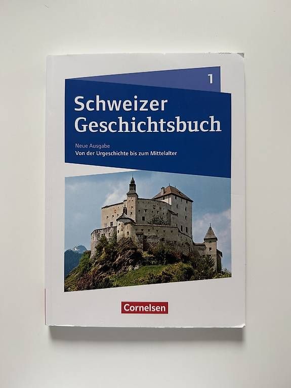 Libri: Schweizer Geschichtsbuch Band 1 – Usato da Bäretswil venduto da wet_f585