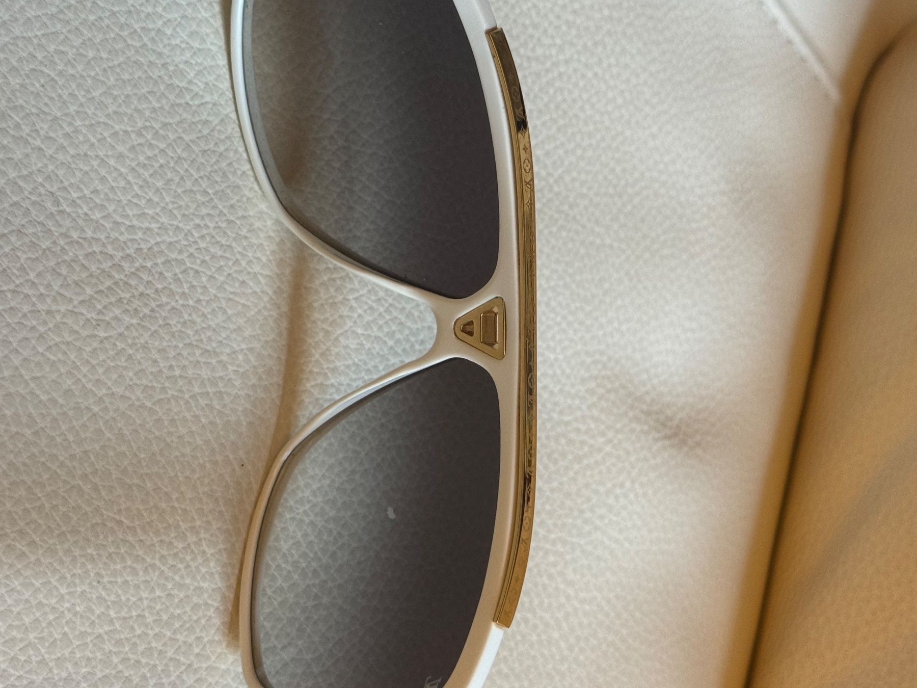 Louis Vuitton Brillen & Gläser: Lunettes de soleil Louis Vuitton Millionnaire – Gebraucht aus La Brévine von ycy_m22k 8