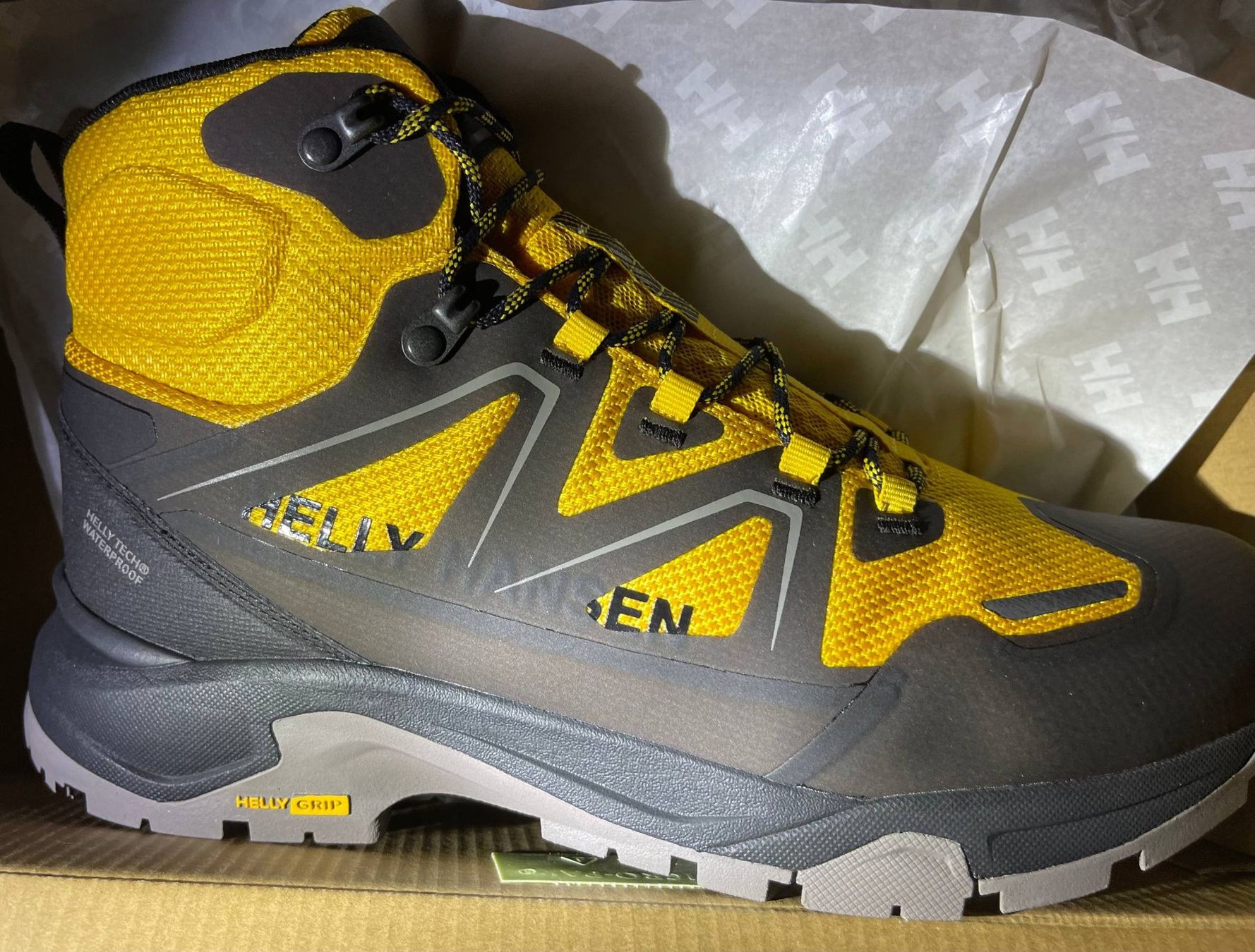 Helly Hansen Chaussures hommes: 42 NEU 189Fr Helly Hansen Wanderstiefel Wanderschuhe Sneaker – Neuf avec emballage d'origine à Steffisburg par Erdling0 4