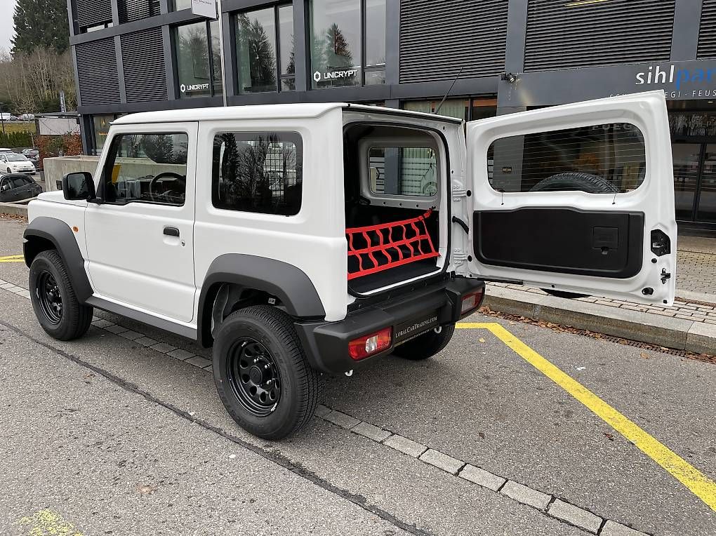 Suzuki Accessori per altri veicoli: Suzuki Jimny Gepäcknetz rot NEU – Nuovo e nell'imballaggio originale da Schindellegi venduto da GlobalCarTrading_AG 3