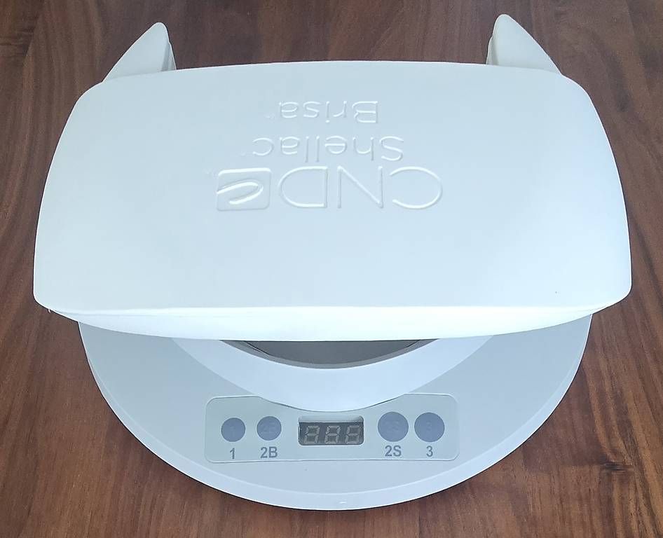 Nagellack: CND Shellac-Set 60 Teilig inkl. CND UV-LED-Lampe – Gebraucht aus Seon von LaZZo 2