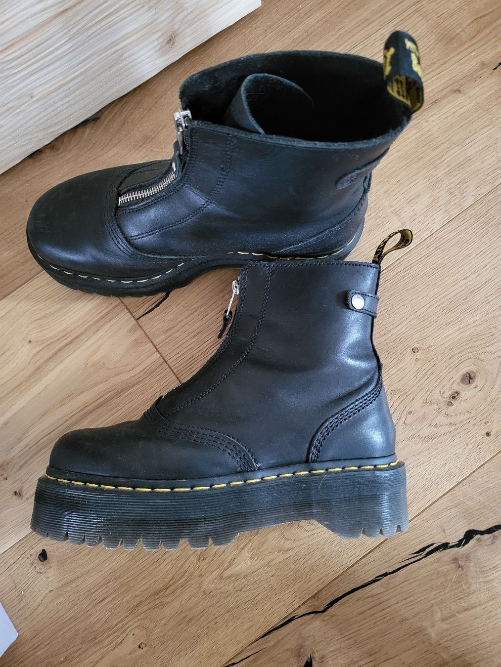 Dr. Martens Damenschuhe: Boots von Dr. Martens, Gr. 40 – Neu (gemäss Beschreibung) aus Kreuzlingen von Kapuzine 6