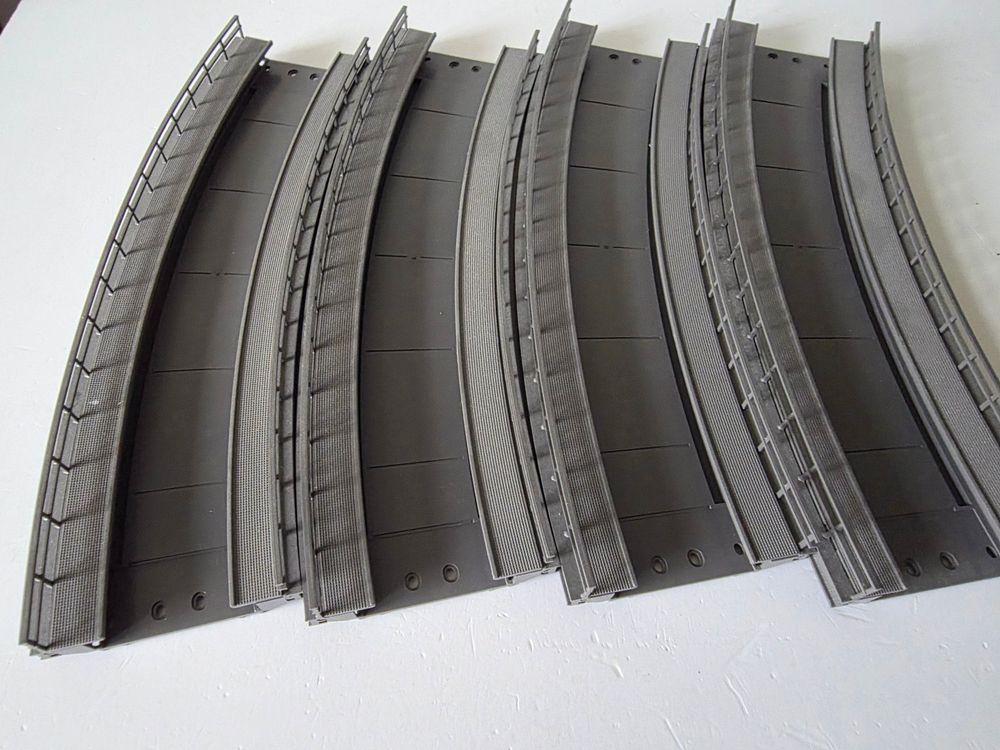 Märklin C--Gleis 4 Stück Brückenelement gebogen R 2, 74623 (Gebraucht ...