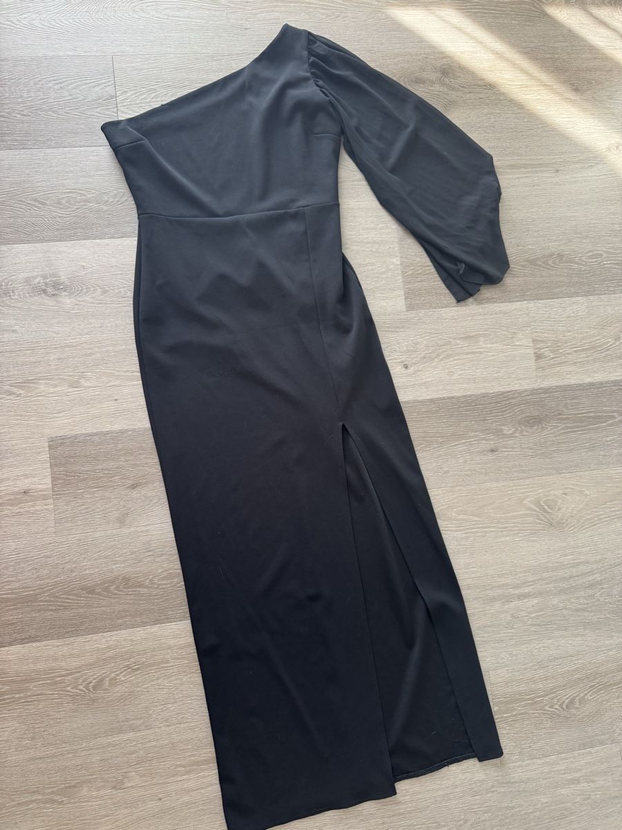 Vestiti: Robe noire asymétrique fendue – Nuovo (secondo la descrizione) da Vouvry venduto da Laurie1896