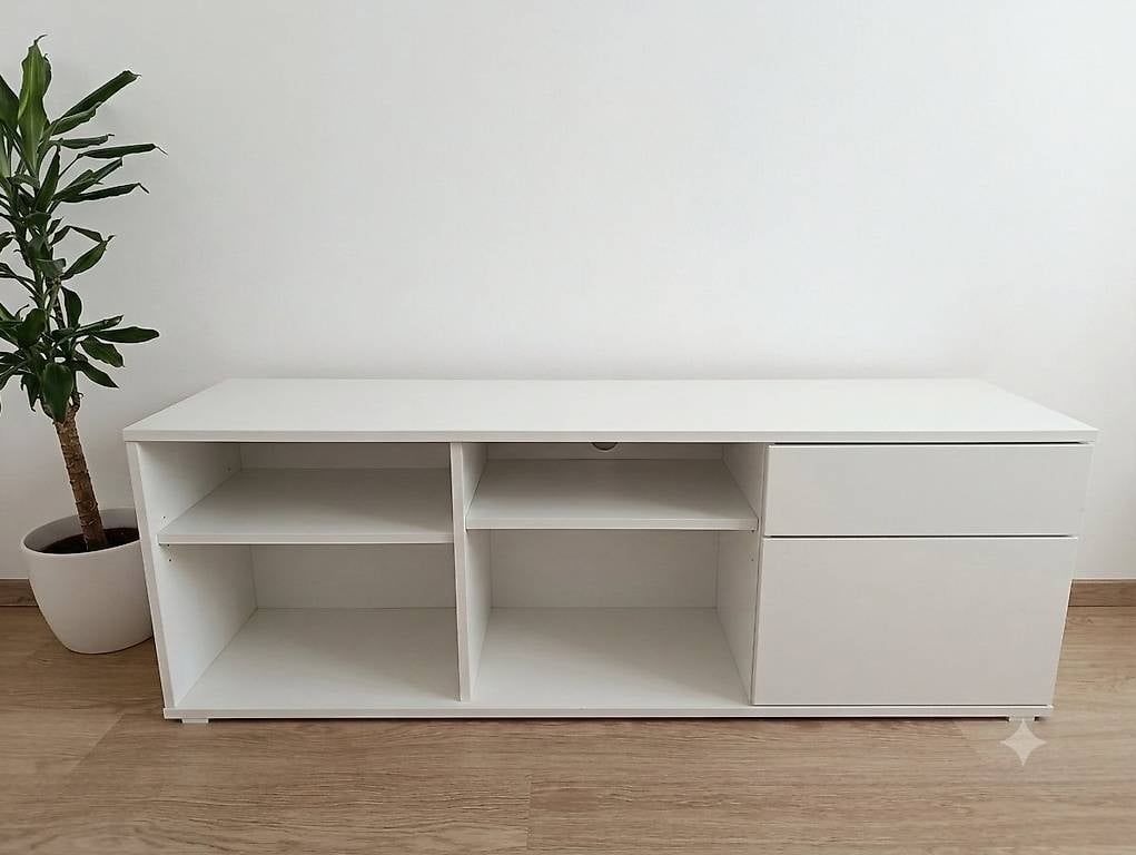 Meubles TV: Moderne TV-Kommode  – D'occasion à Riniken par val_tzl5