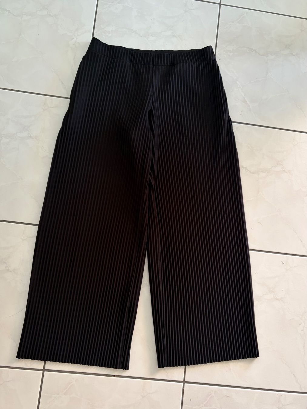 Cos Pantalons: Cos Hose, M, Neue – Neuf avec emballage d'origine à Hergiswil NW par irinagraf
